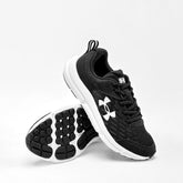 Under Armour UA BGS Assert 10 Tenis deportivo para joven