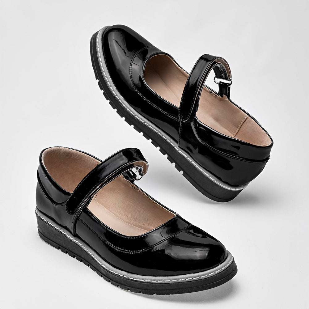 Zapatos escolares para Mujer marca Jacky Hilton Negro