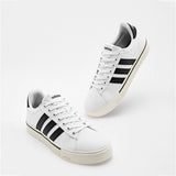 Tenis urbanos para Hombre marca Adidas Blanco
