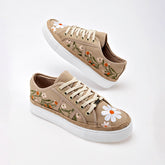 Tenis urbano Mora Tierra para mujer