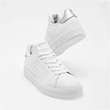 Tenis urbanos para Mujer marca Adidas Blanco