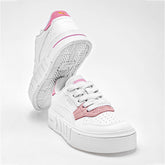 Tenis urbanos para niña marca Puma Blanco