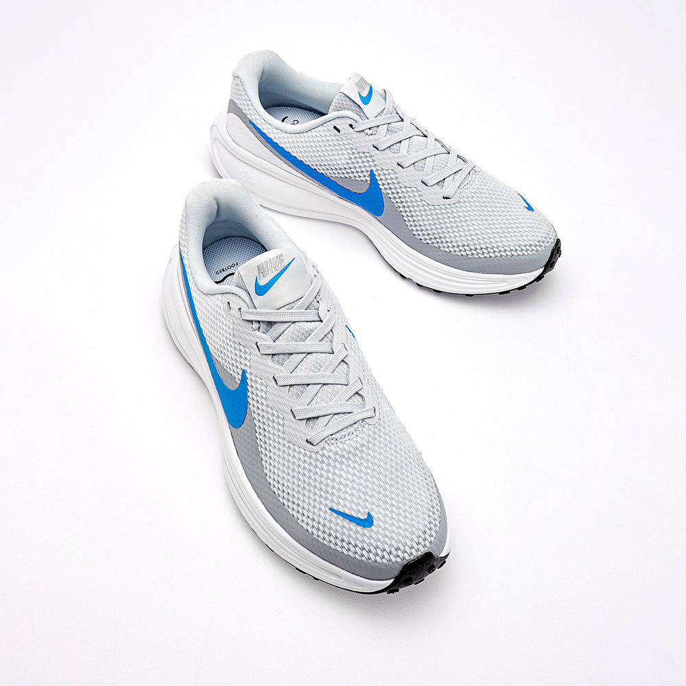 Nike Nike Revolution 8