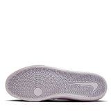 Tenis Charge Suede Nike para Mujer