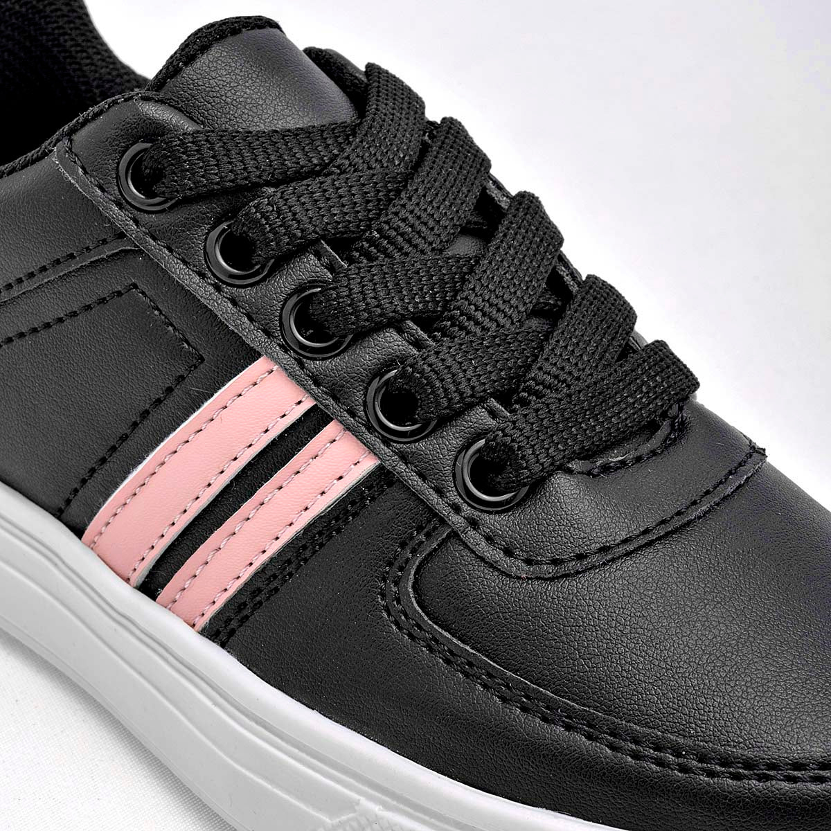 Tenis urbano C>Libre para mujer