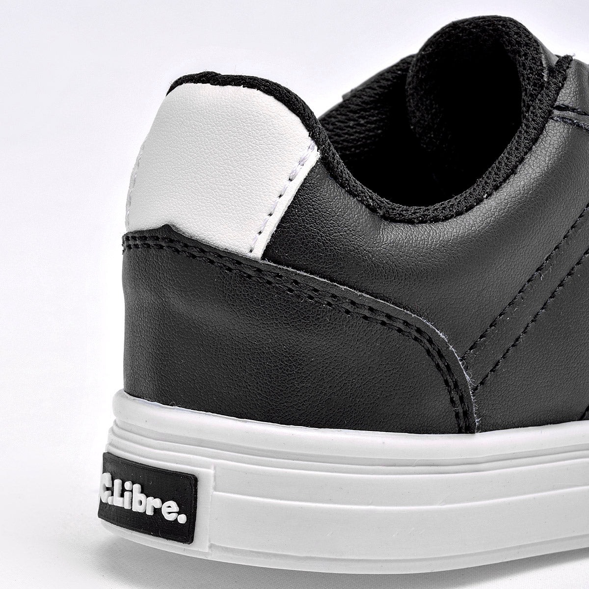 Tenis urbano C>Libre para mujer