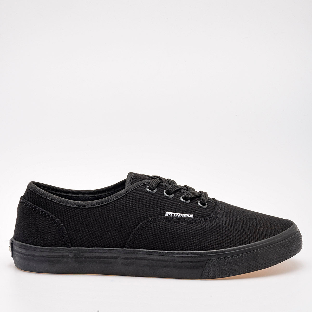 Tenis escolar para joven marca Moramora Negro cod. 102471