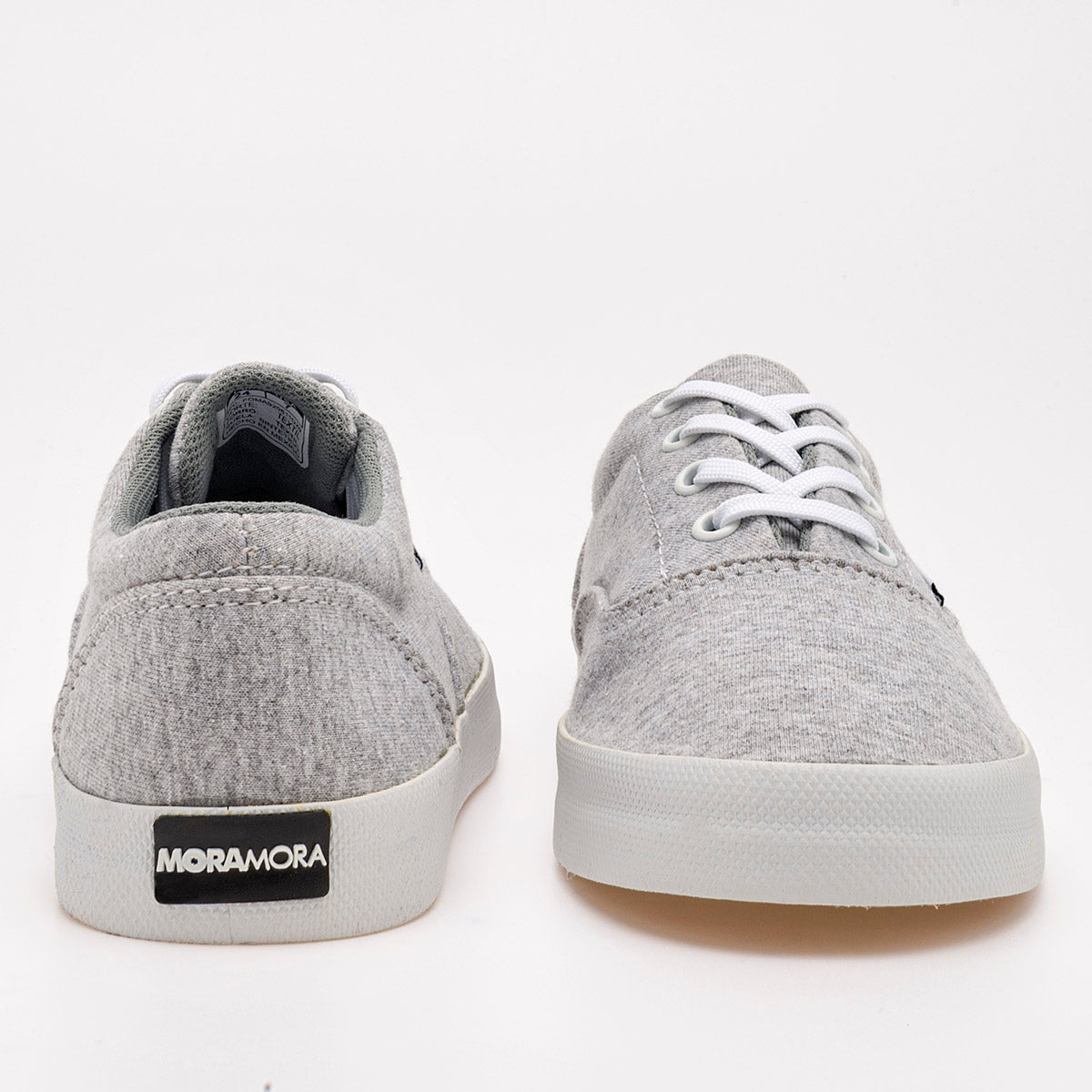 Tenis para mujer marca Moramora Gris cod. 102475