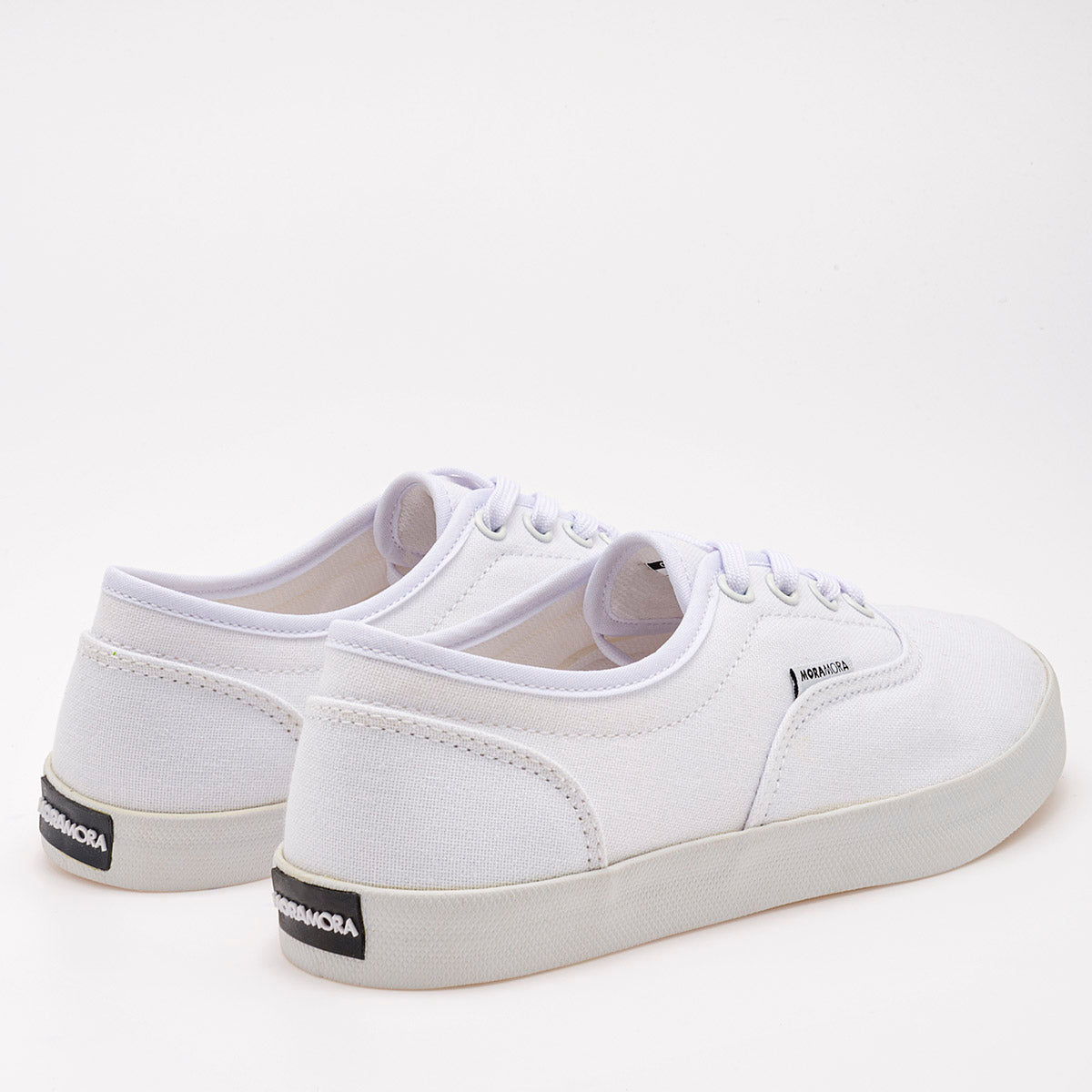 Tenis escolar para joven marca Moramora Blanco cod. 102481