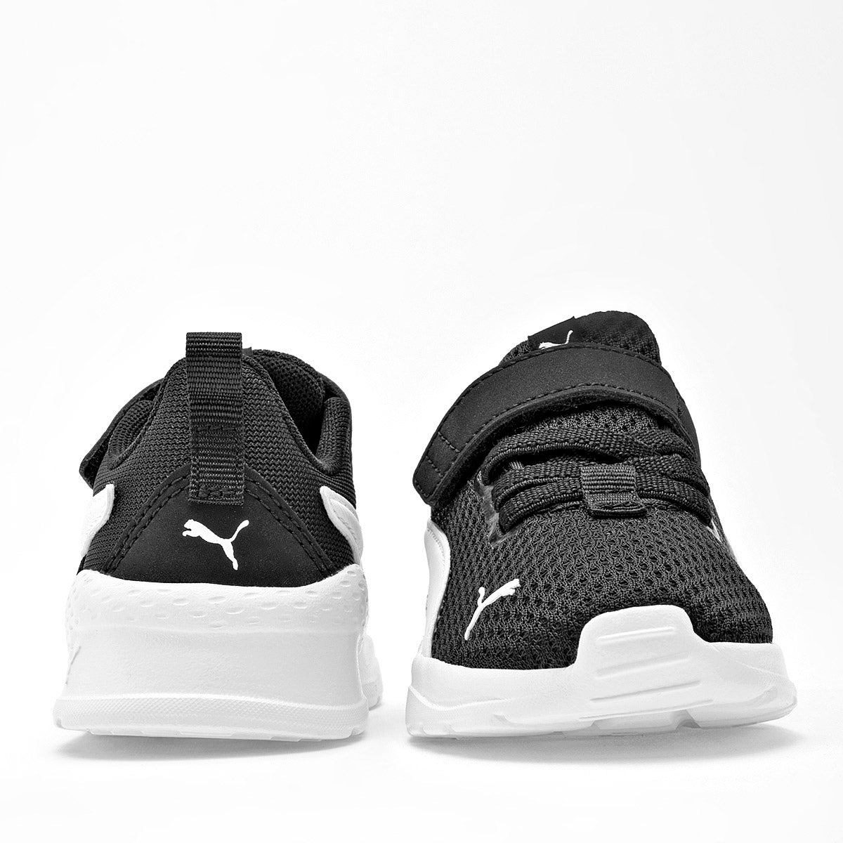 Tenis Anzarun Lite Ac para Niño  marca Puma Negro cod. 102890