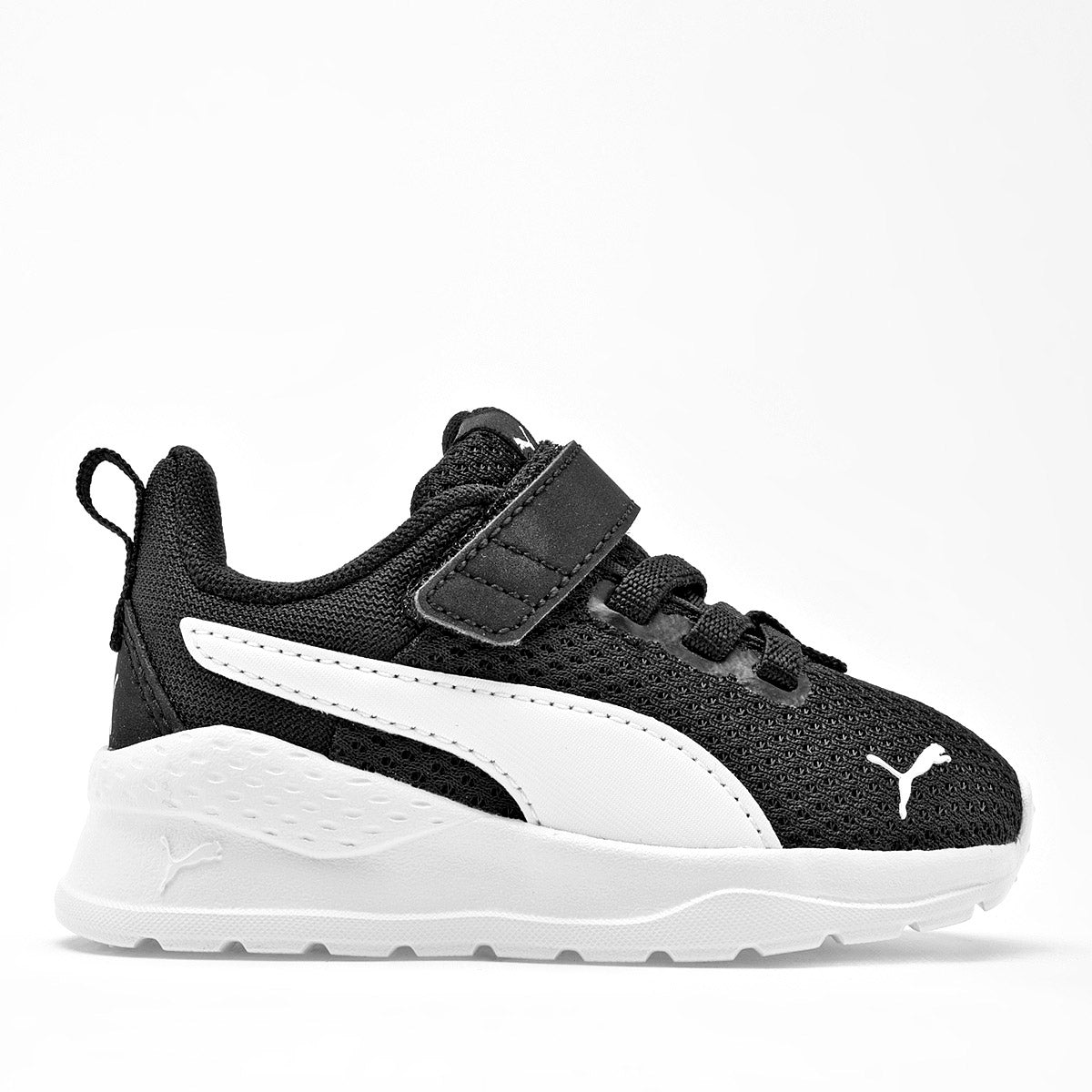 Tenis Anzarun Lite Ac para Niño  marca Puma Negro cod. 102890