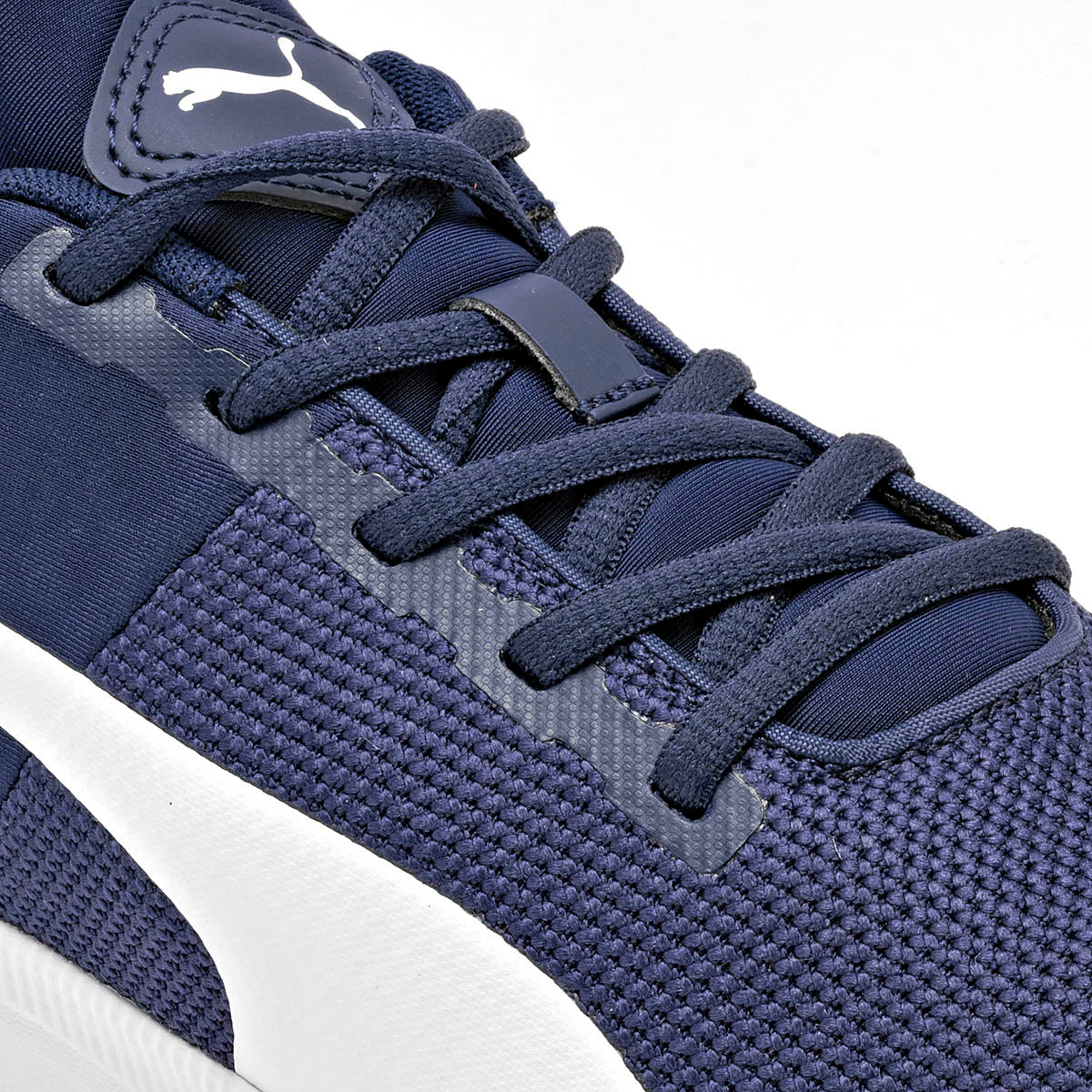 Pakar.com | Tienda online - Tenis Puma Flyer Runner para Hombre marca Puma Azul Marino cod. 103159 | Graduaciones y vacaciones de Verano 2025