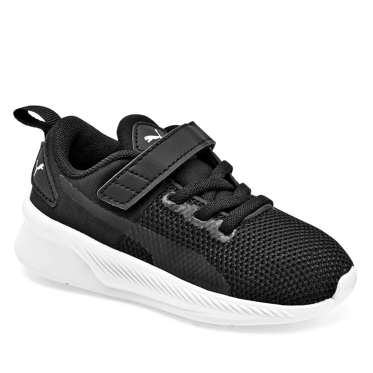 Tenis deportivo para Niño marca Puma Negro cod. 103518