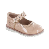 Zapato casual color beige charol para niña marca Coqueta cod. 104349