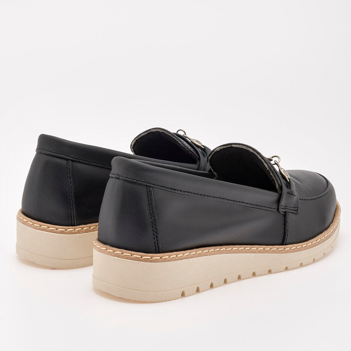 Zapato mocasín para mujer marca Kevek Negro cod. 104784