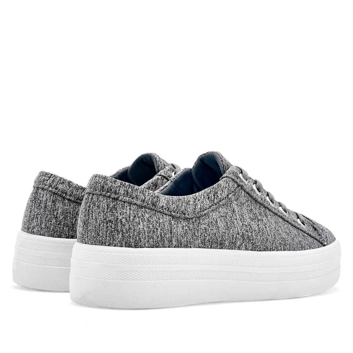 Tenis urbano para mujer marca Nazzcar Gris cod. 105389