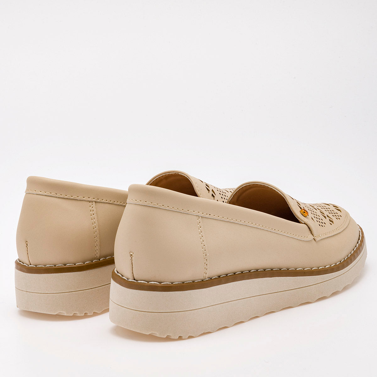 Zapato mocasín casual confort para mujer marca Been Class Beige cod. 108177