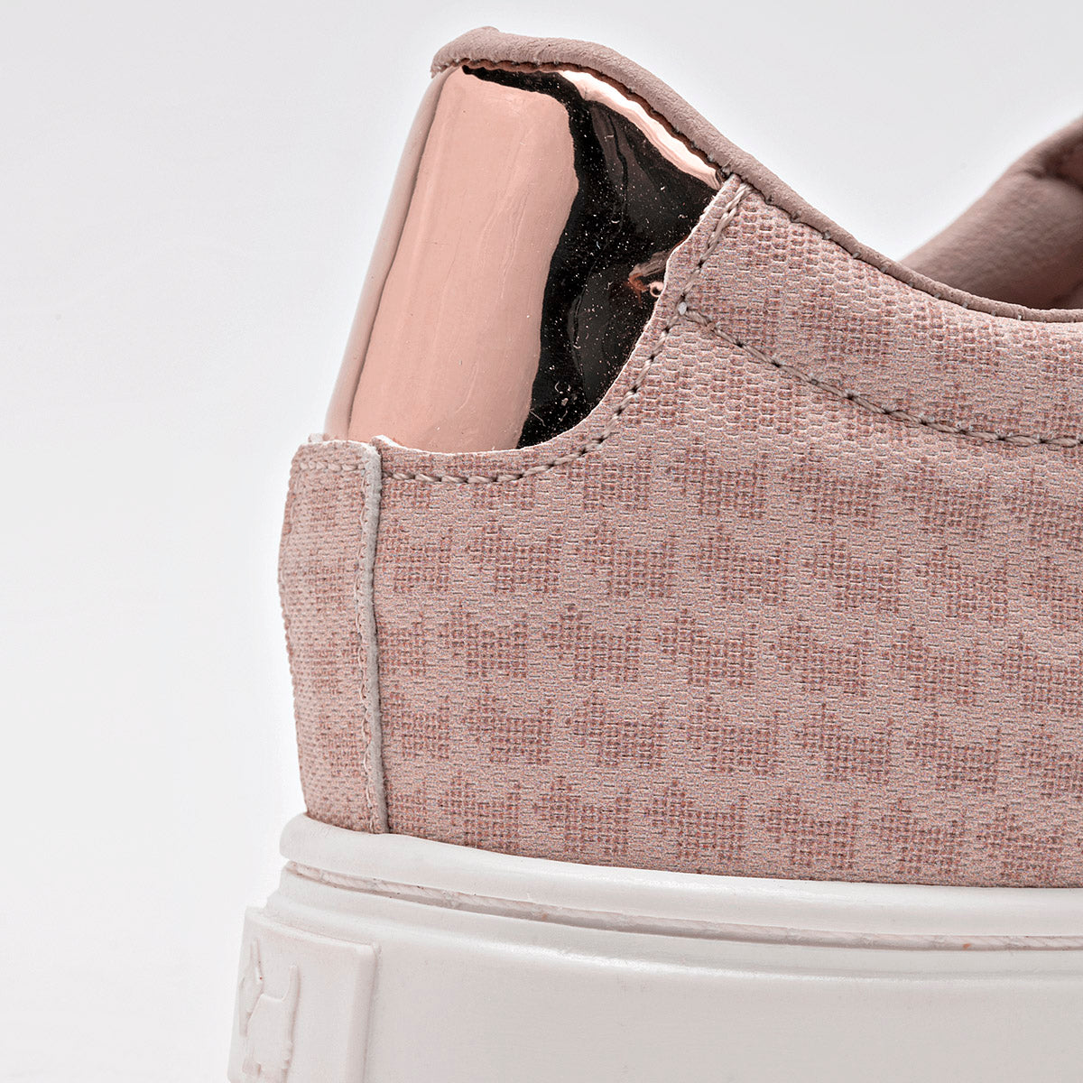 Pakar.com | Tienda online - Tenis urbano para mujer Ferrioni - Envío gratis desde $500