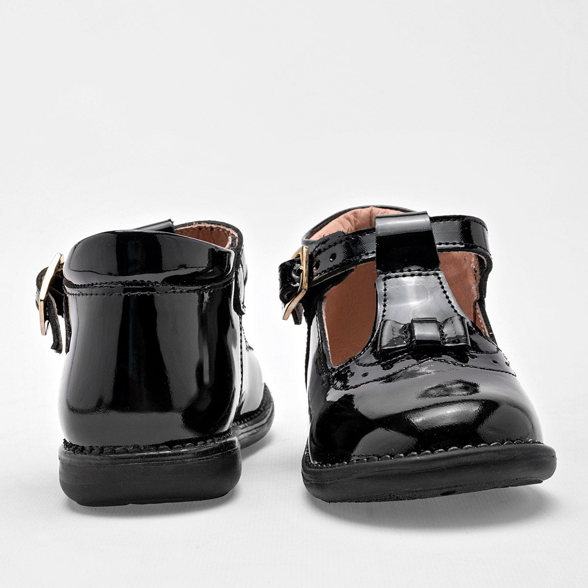 Pakar.com | Tienda online | Calzado Escolar | Zapato Dogi para niña preescolar | Regreso a clases | Vacaciones de Verano