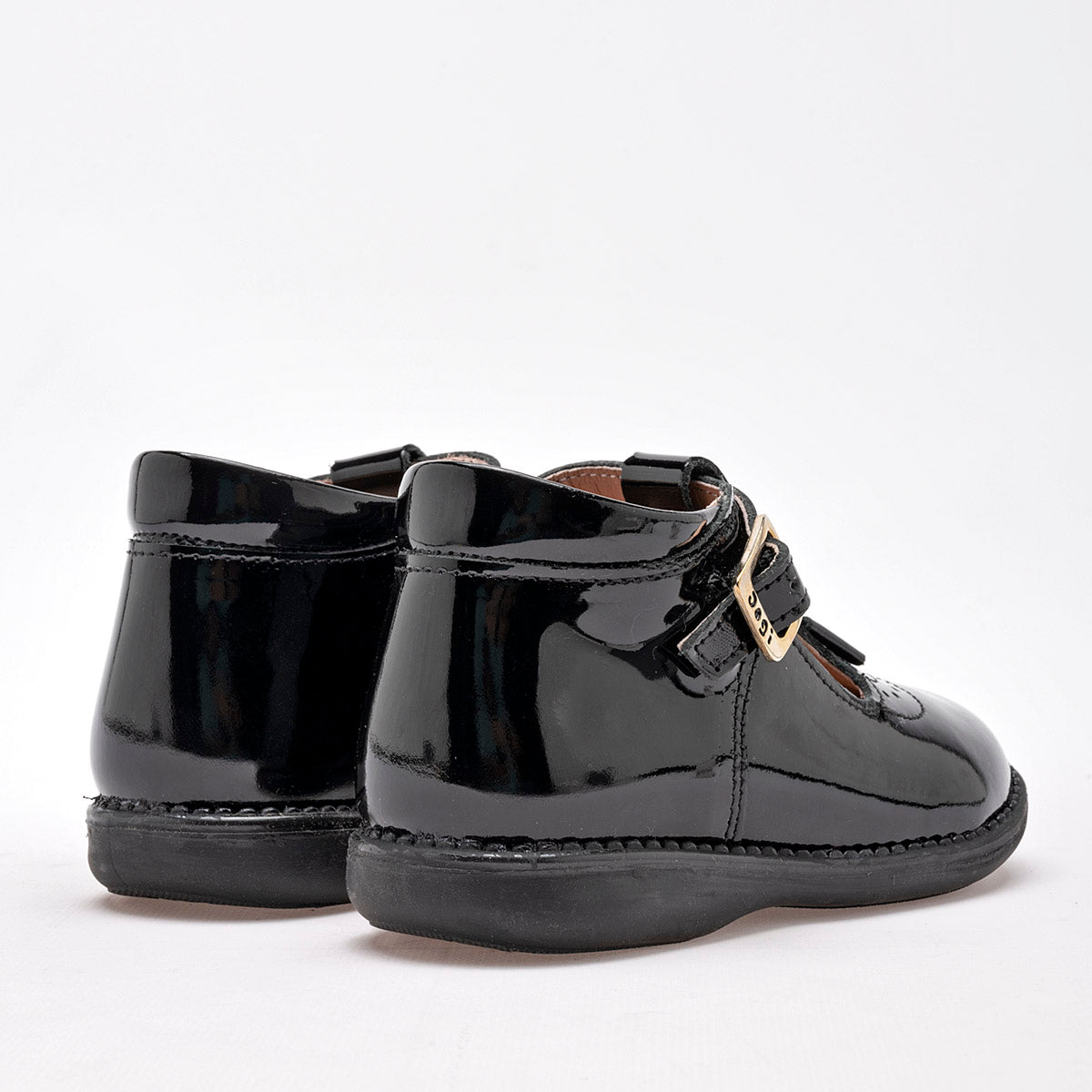 Pakar.com | Tienda online | Calzado Escolar | Zapato Dogi para niña preescolar | Regreso a clases | Vacaciones de Verano