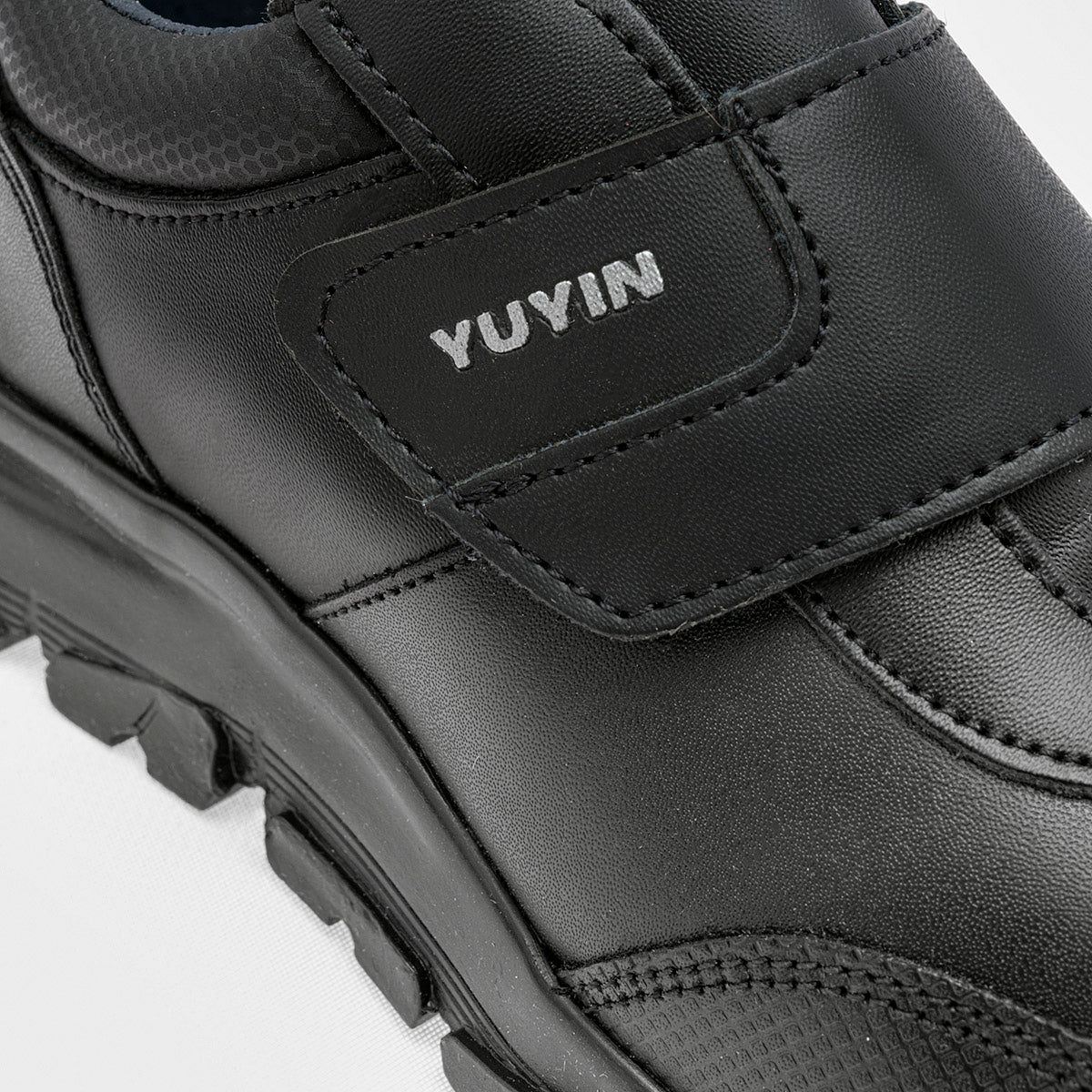 Zapato escolar para Niño marca Yuyin Negro cod. 111339