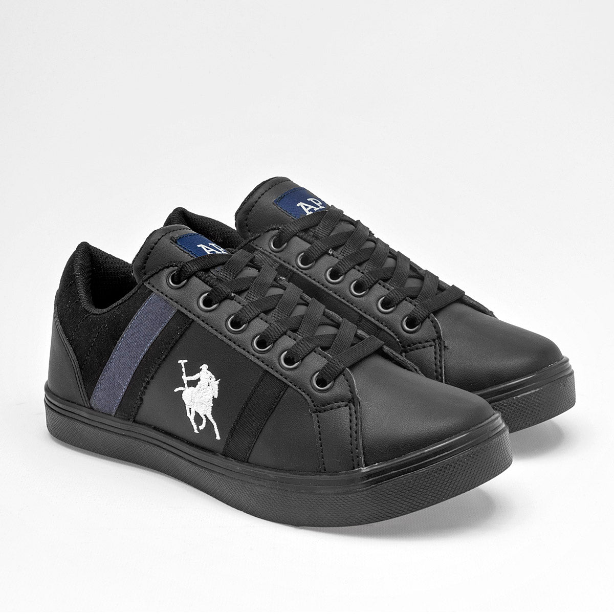 Tenis escolar para joven marca American Polo Negro cod. 112818