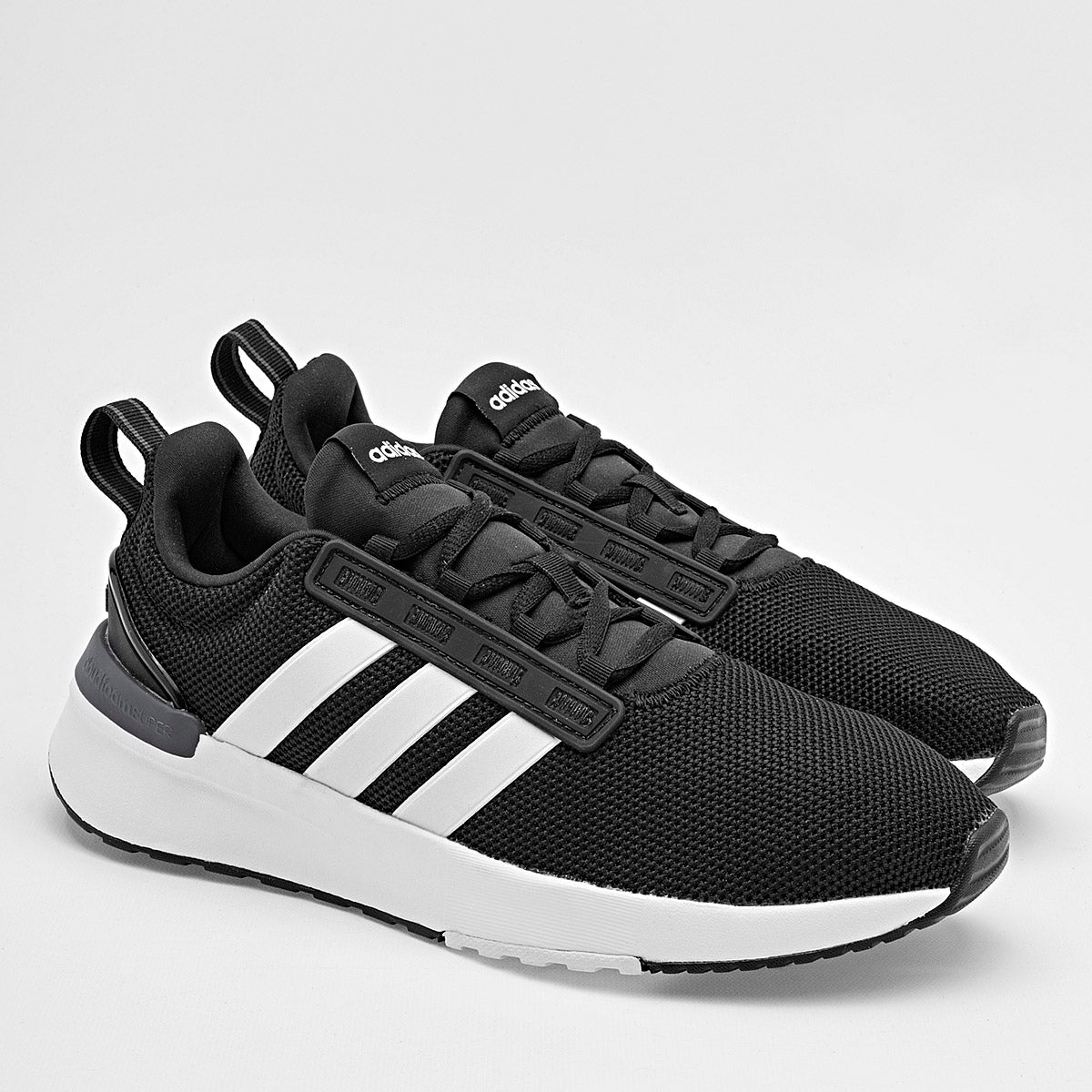 Tenis Adidas Racer  para hombre marca Adidas Negro cod. 114099