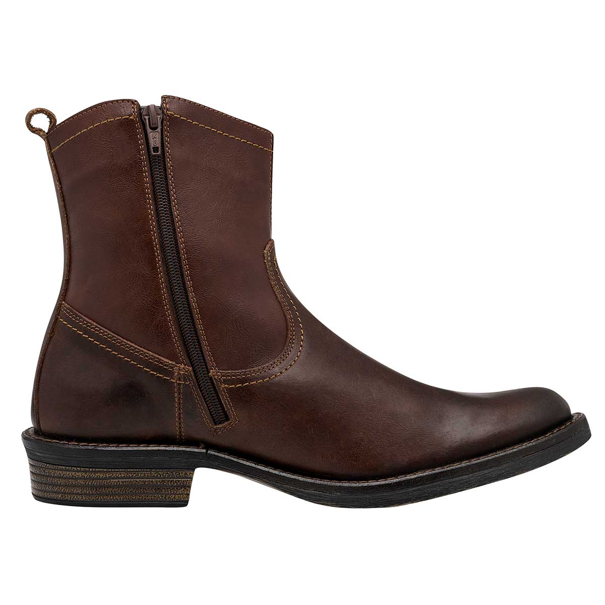 Bota de piel para hombre marca Levi's Café cod. 114487