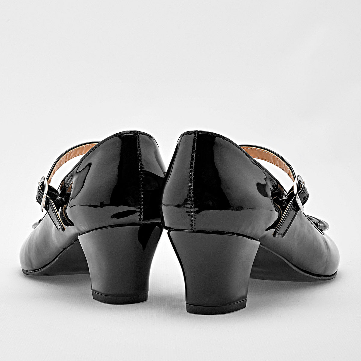 Pakar.com | Tienda online - Zapato charol Caramel para niña