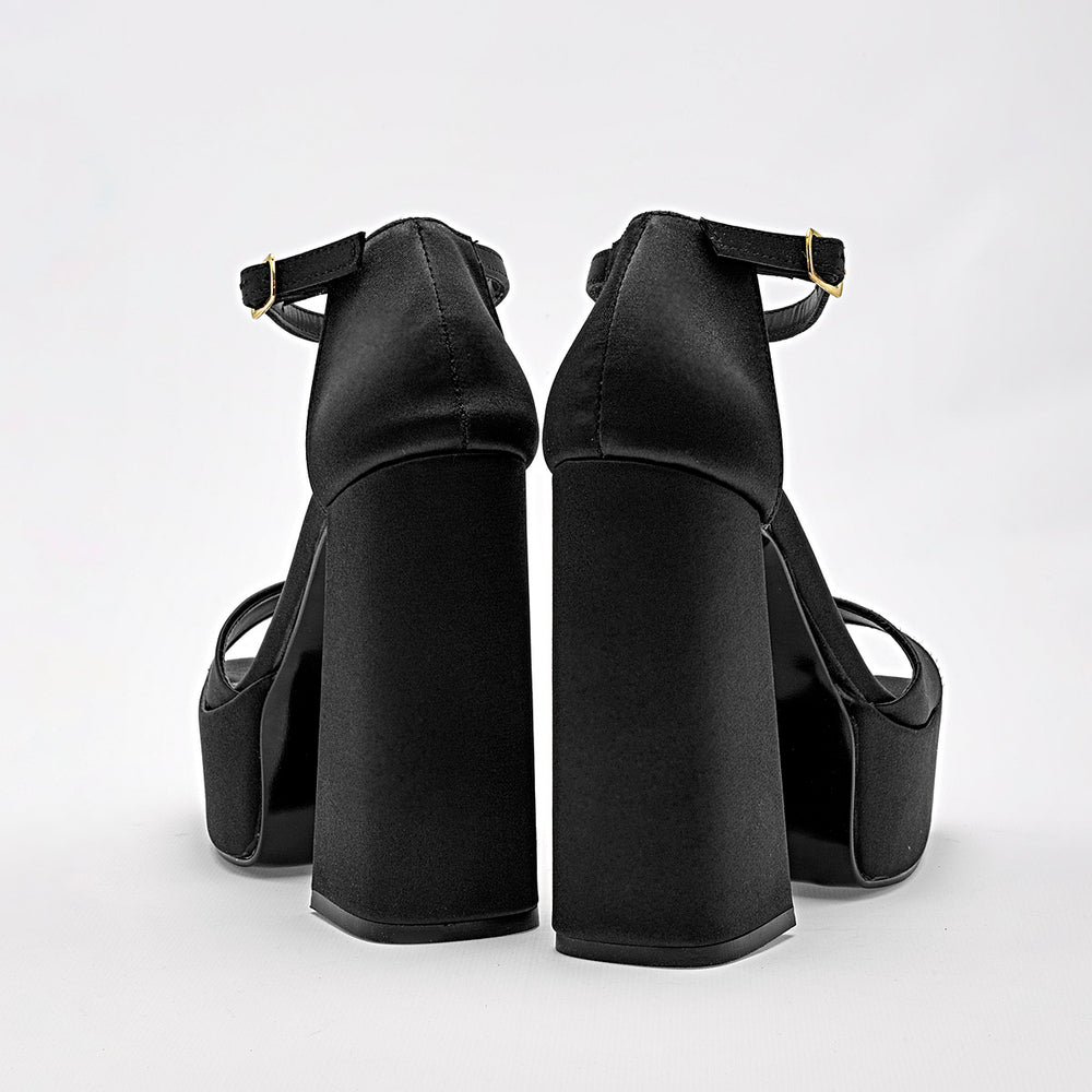 Pakar.com | Tienda online - Zapatilla para mujer D'Cristian - Envío gratis desde $500