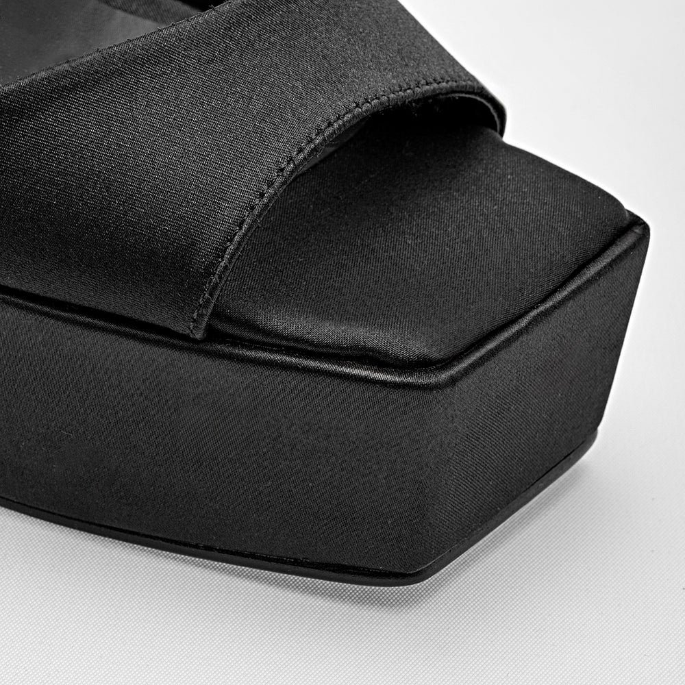 Pakar.com | Tienda online - Zapatilla para mujer D'Cristian - Envío gratis desde $500