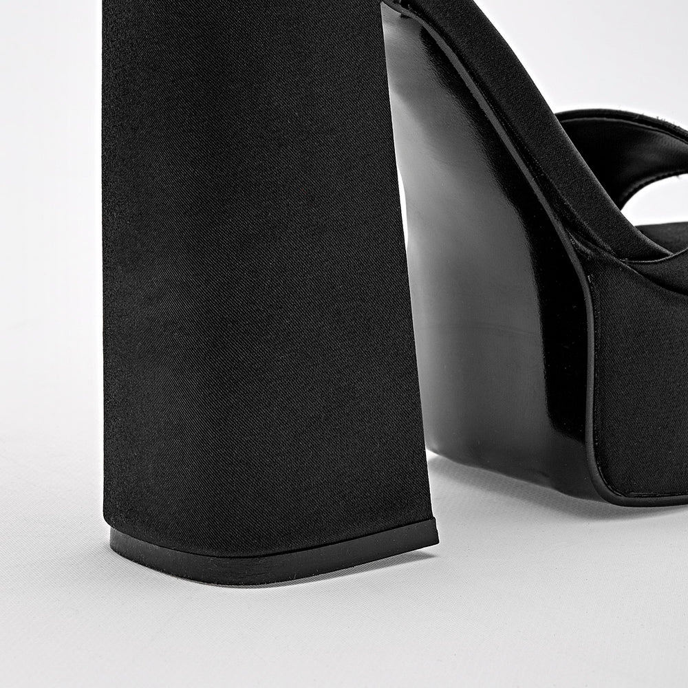 Pakar.com | Tienda online - Zapatilla para mujer D'Cristian - Envío gratis desde $500