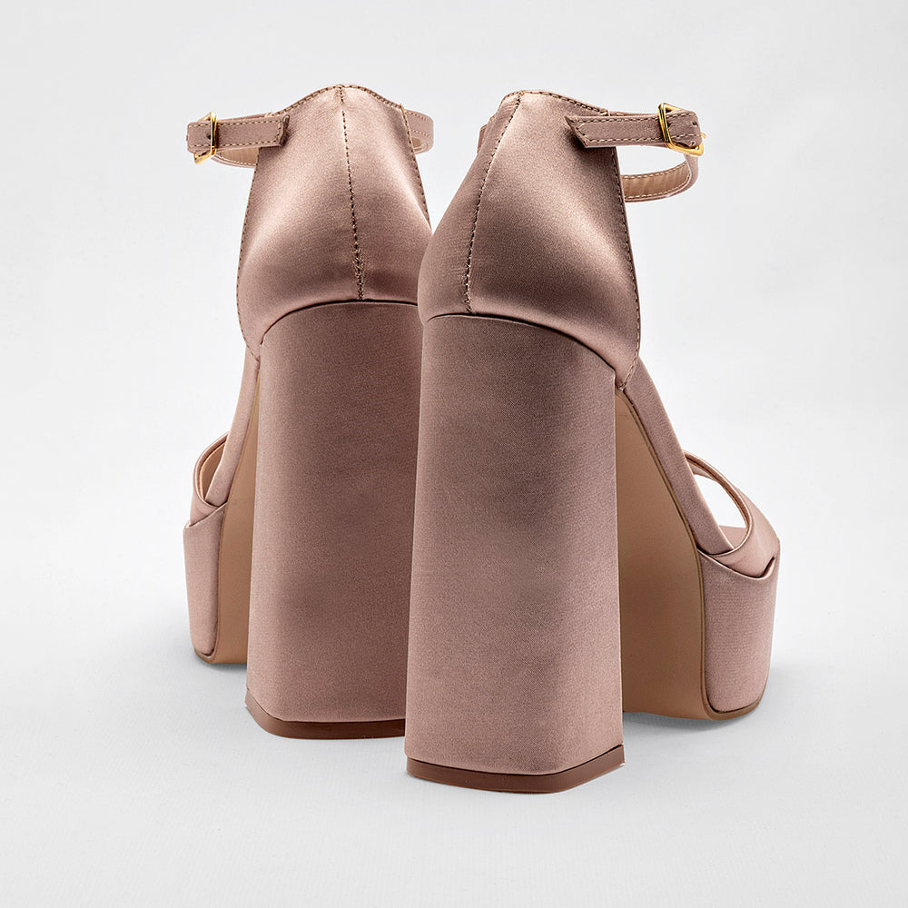 Pakar.com | Tienda online - Zapatilla para mujer D'Cristian - Envío gratis desde $500