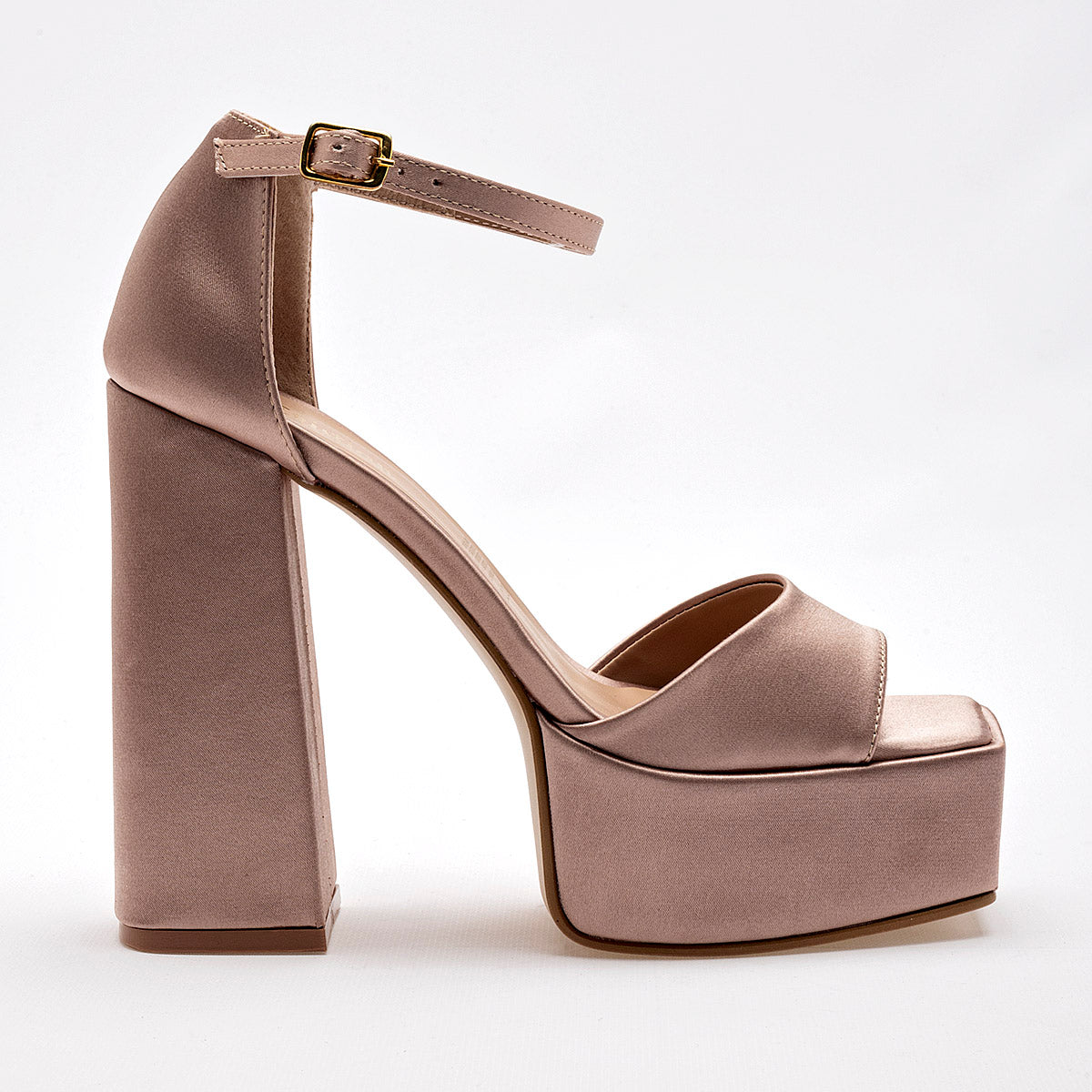 Pakar.com | Tienda online - Zapatilla para mujer D'Cristian - Envío gratis desde $500