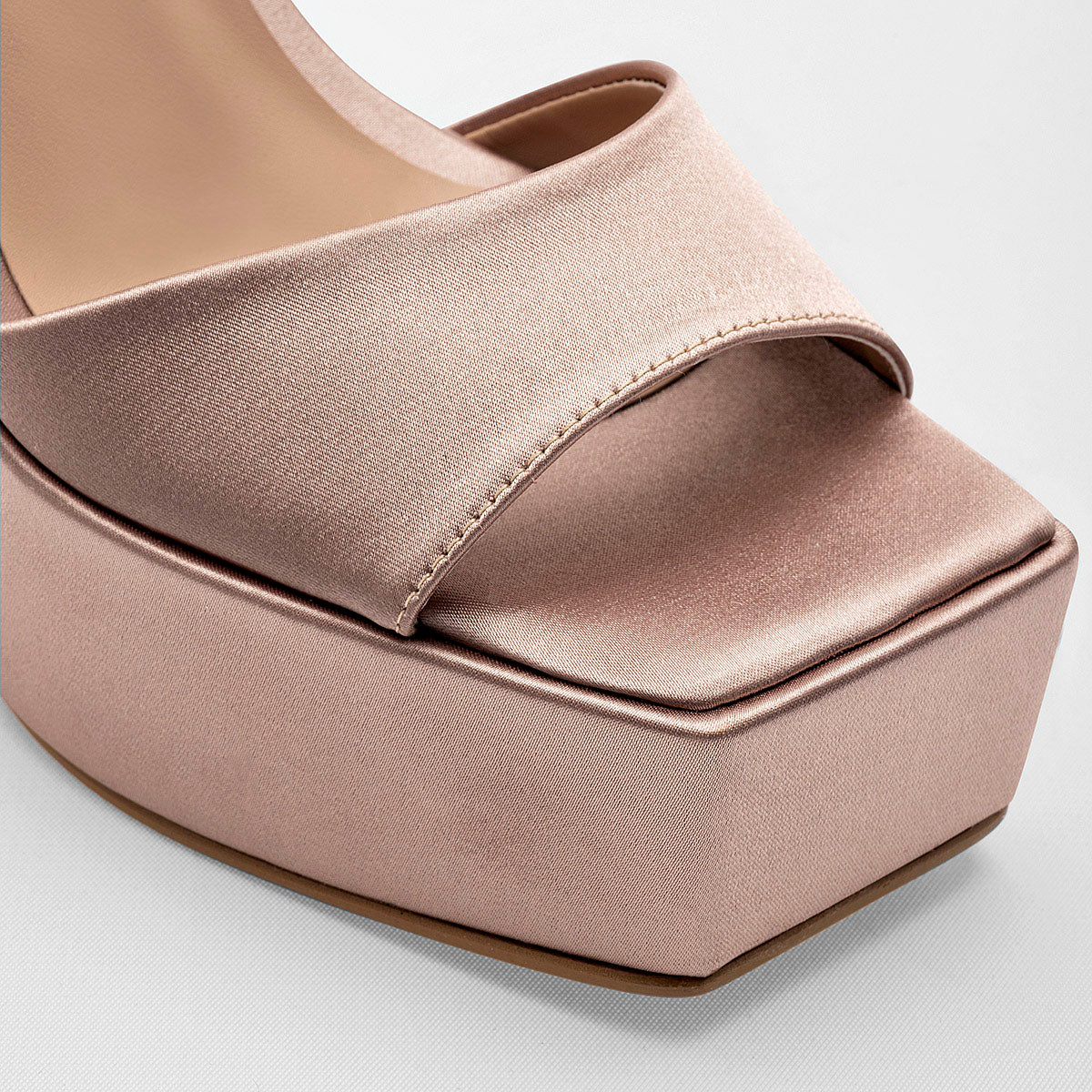 Pakar.com | Tienda online - Zapatilla para mujer D'Cristian - Envío gratis desde $500