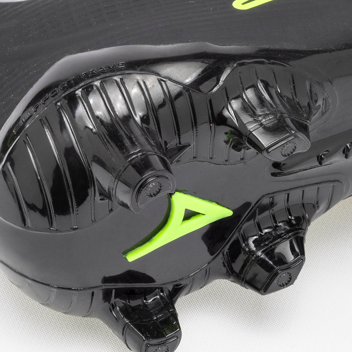 Pakar.com | Tienda online | Calzado Escolar | Tacos de Fútbol Pirma para hombre | Regreso a clases | Vacaciones de Verano