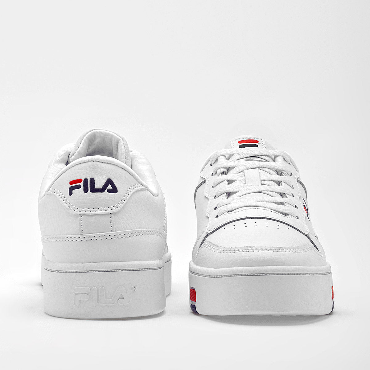 Pakar.com | Tienda online - Tenis MGX-100 Fila para mujer