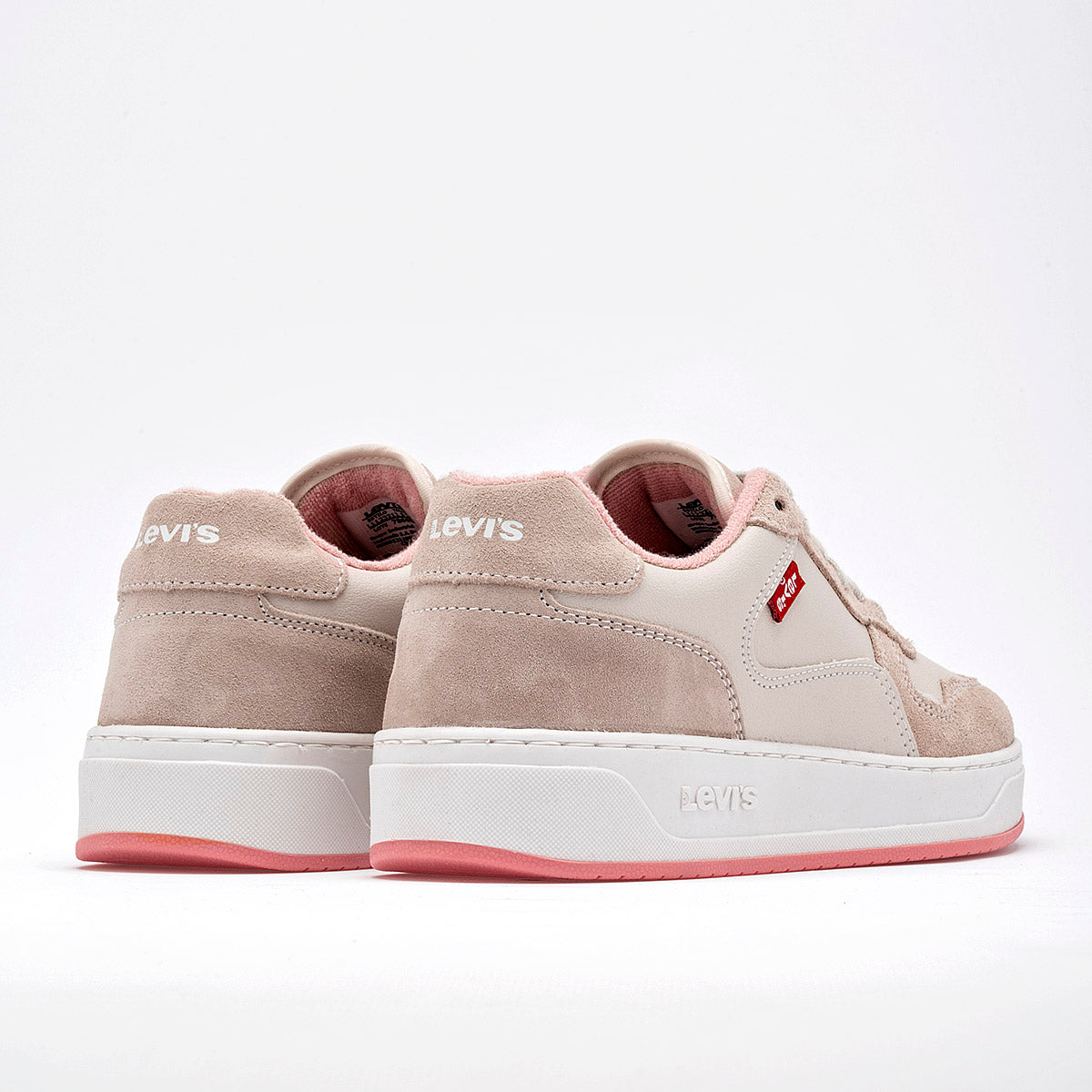 Tenis urbanos para mujer marca Levi's Beige cod. 118674