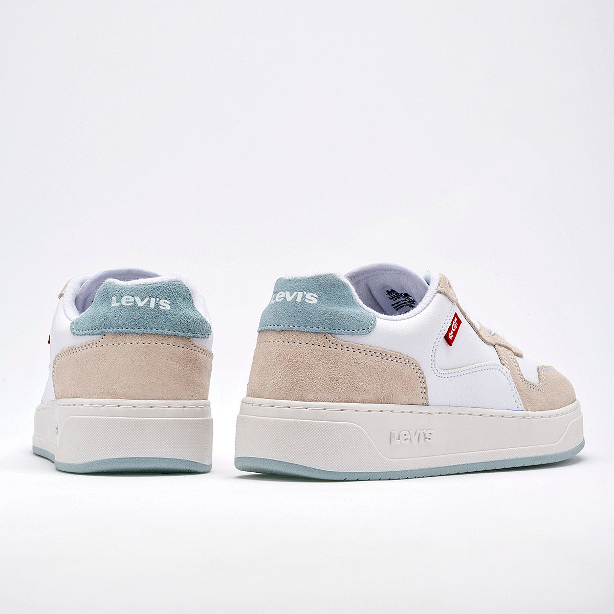 Tenis para mujer marca Levi's Blanco cod. 118675