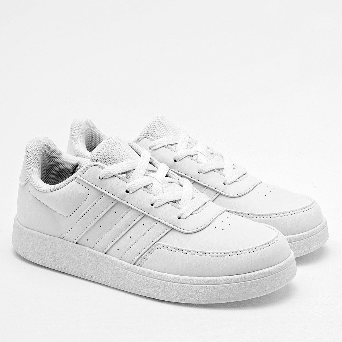 Tenis escolar para joven Breaknet 2.0 K marca Adidas Blanco cod. 119070