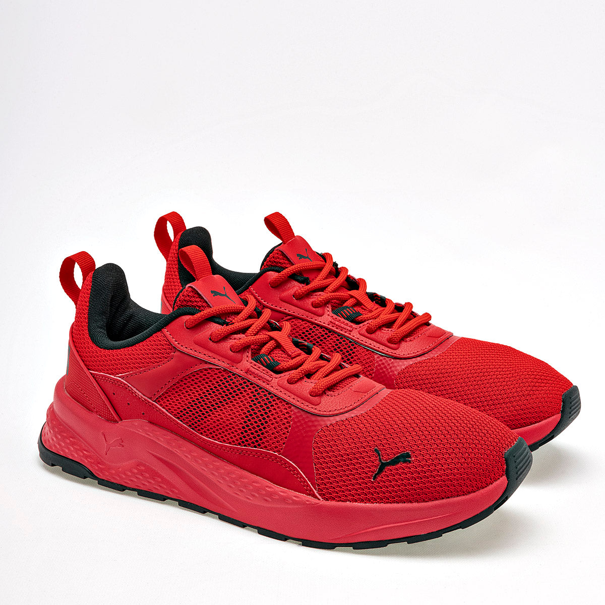 Tenis deportivo  para hombre marca Puma  cod. 119458