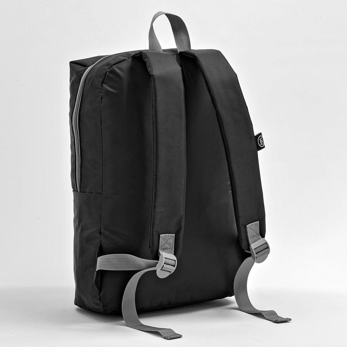 Pakar.com | Tienda online - Mochila Yadatex - Envío gratis desde $500