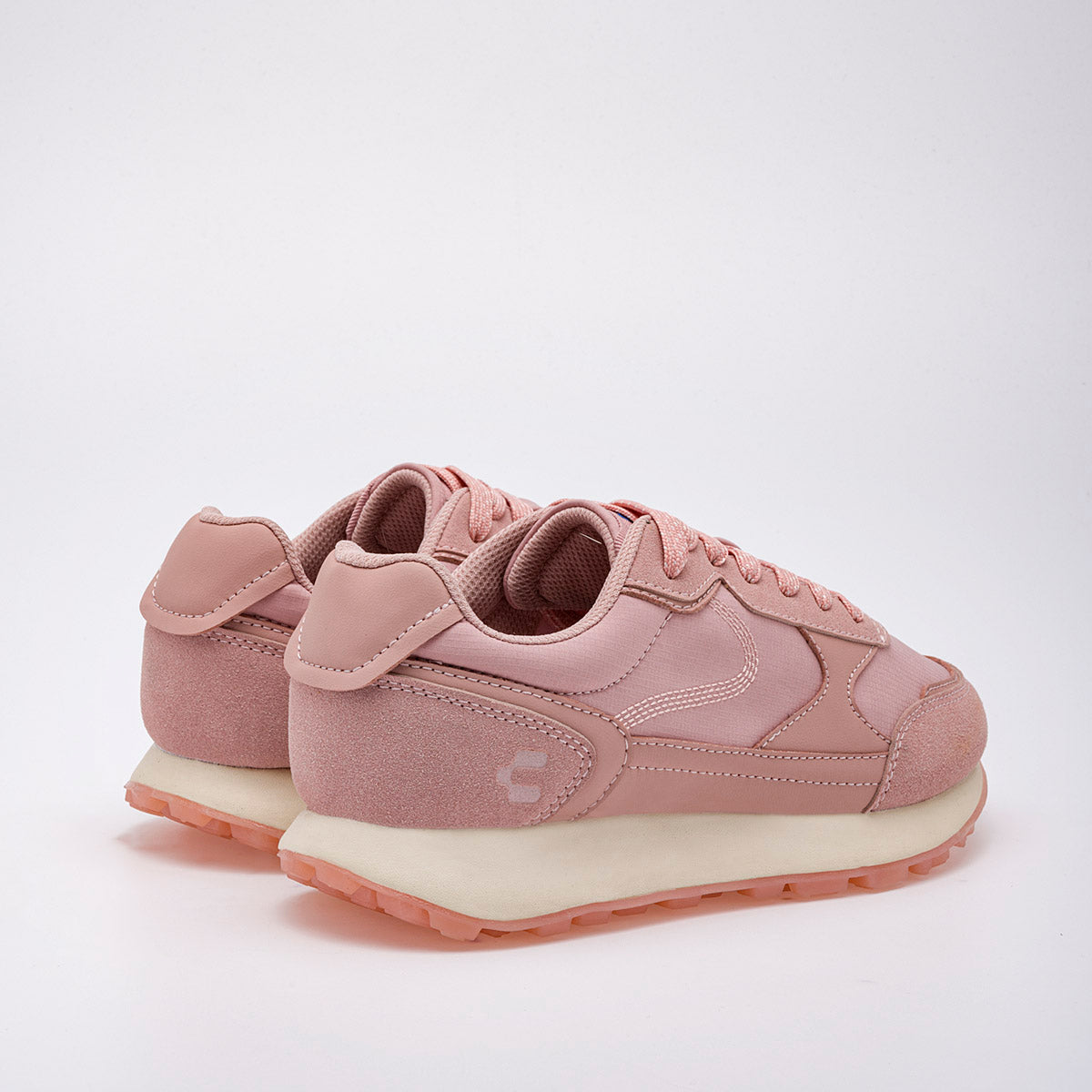 Tenis urbano para mujer marca Charly Rosa cod. 120273