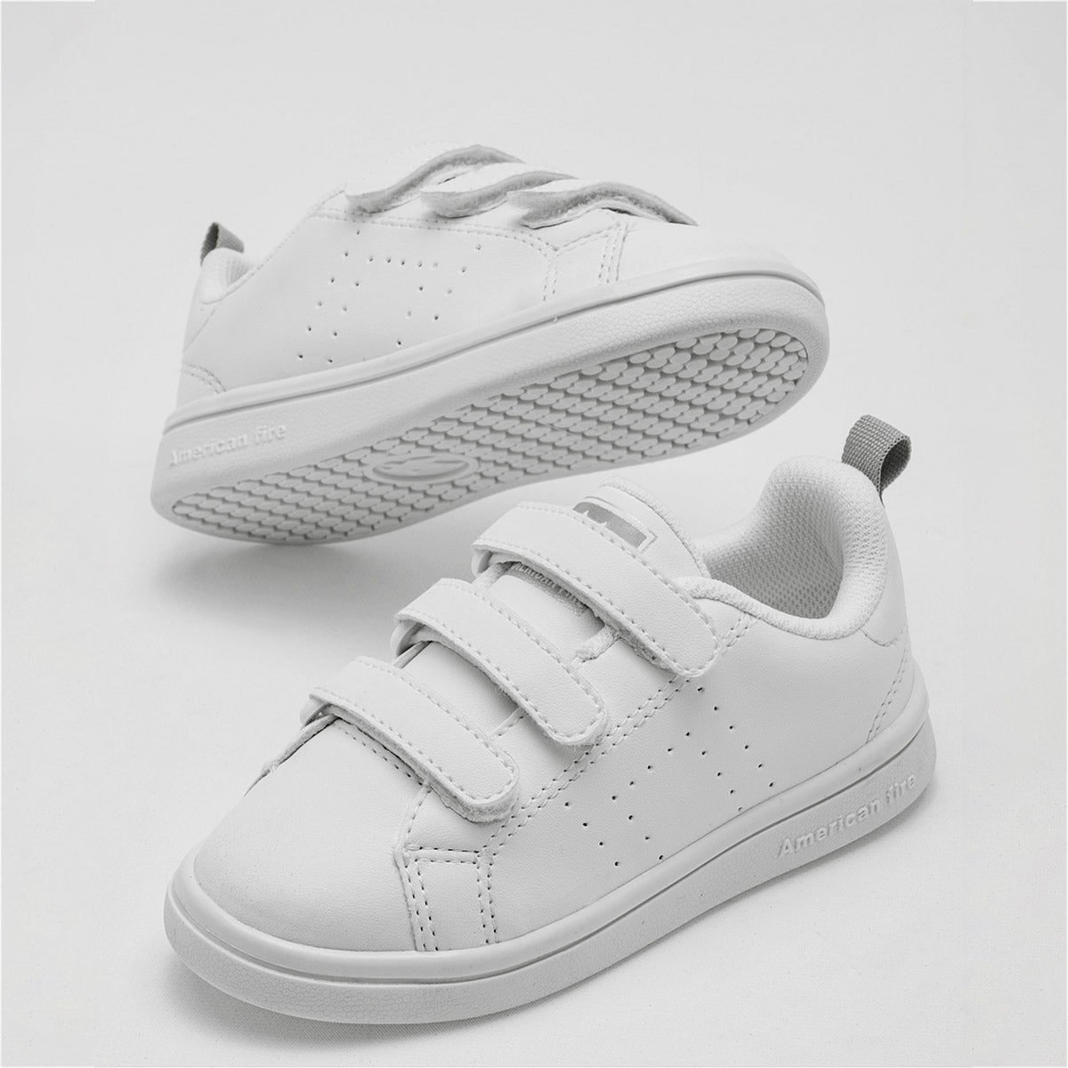 Pakar.com | Tienda online | Calzado Escolar | Tenis escolar American Fire para Niño preescolar | Regreso a clases | Vacaciones de Verano