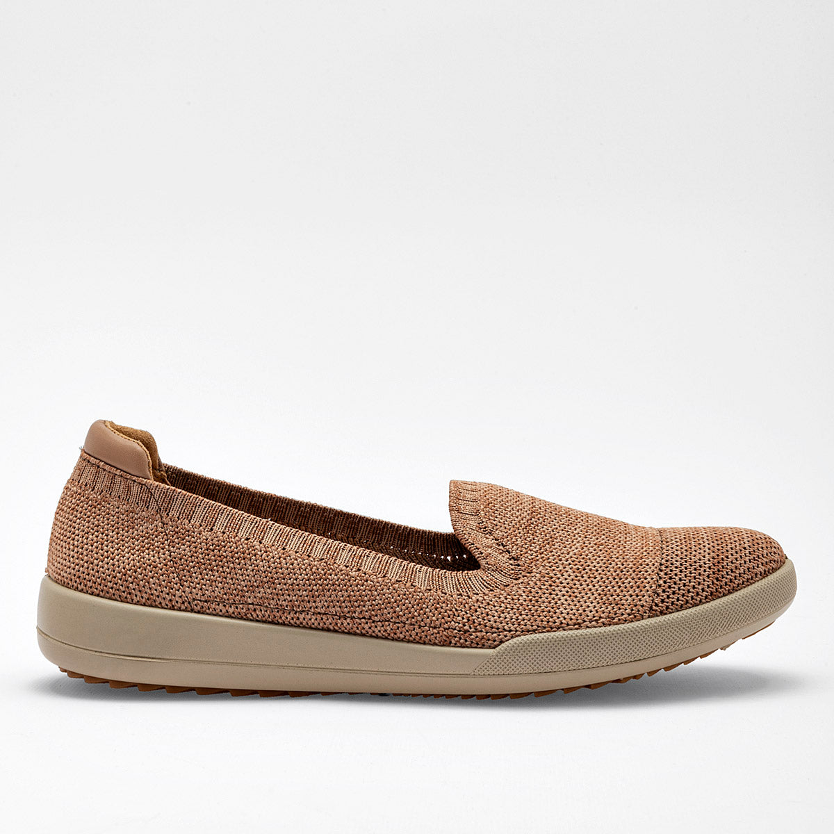 Zapato casual para mujer marca Flexi Beige cod. 120526