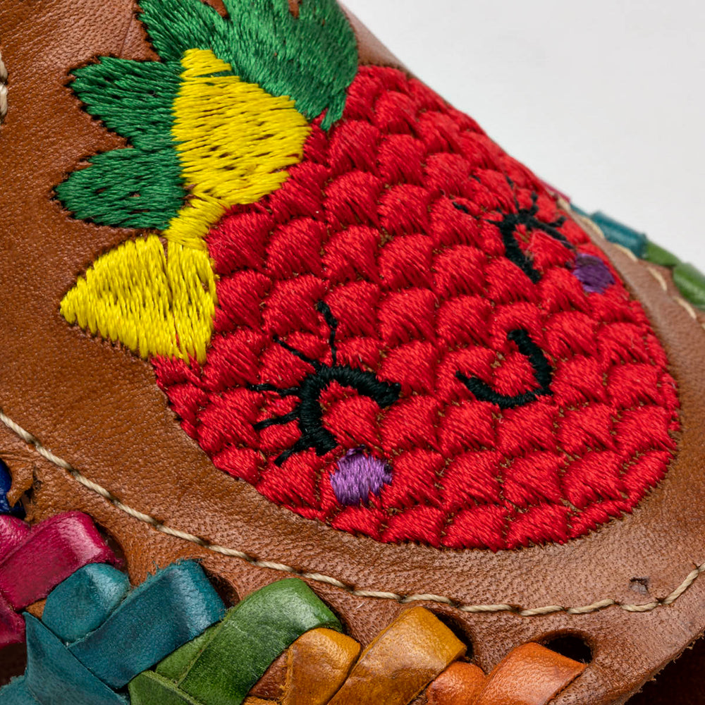 Pakar.com | Tienda online - Sandalia para niña Mora Tierra - Envío gratis desde $500