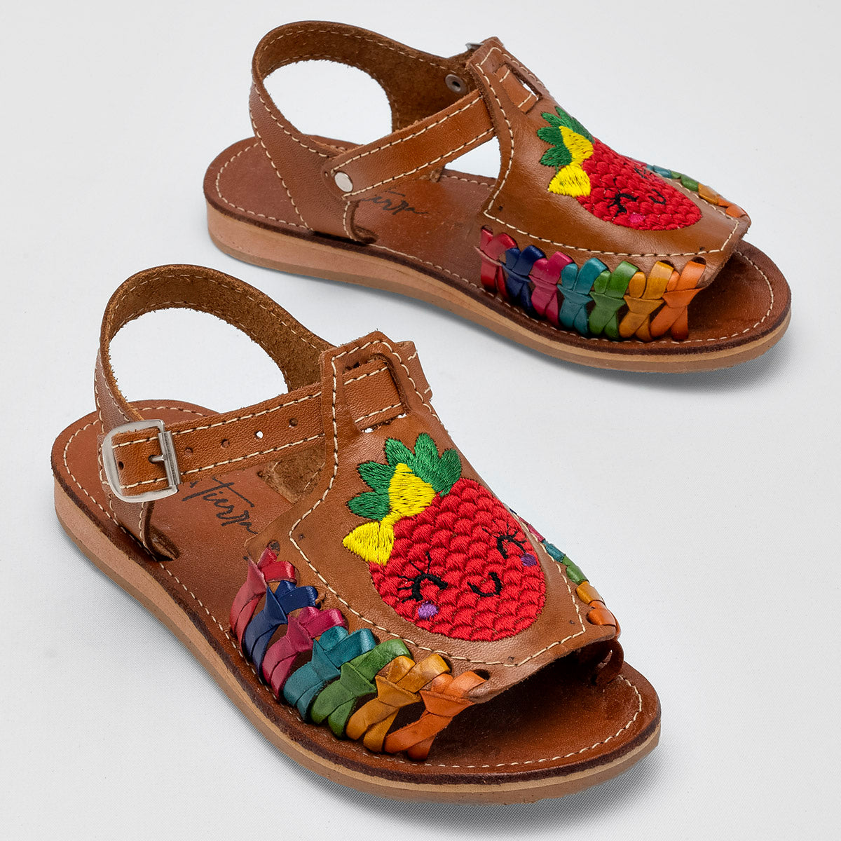 Pakar.com | Tienda online | Calzado Escolar | Sandalia de piel Vielka Mora Tierra para niña | Regreso a clases | Vacaciones de Verano