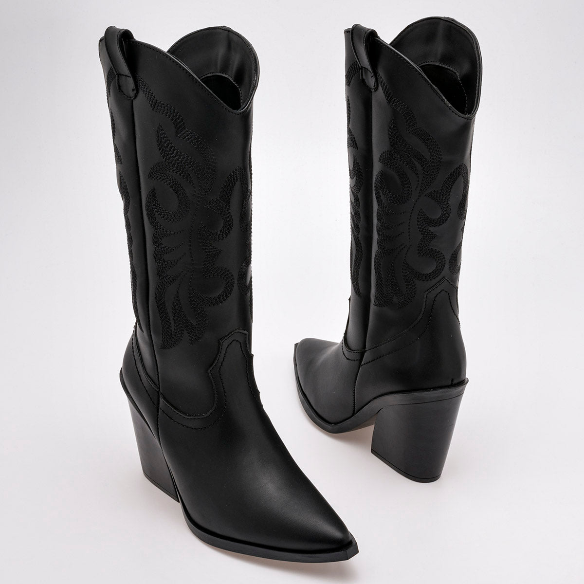 Pakar.com  | 🎄 Regalos de navidad y fin de año | Bota vaquera para mujer marca Kiut Negro cod. 120799