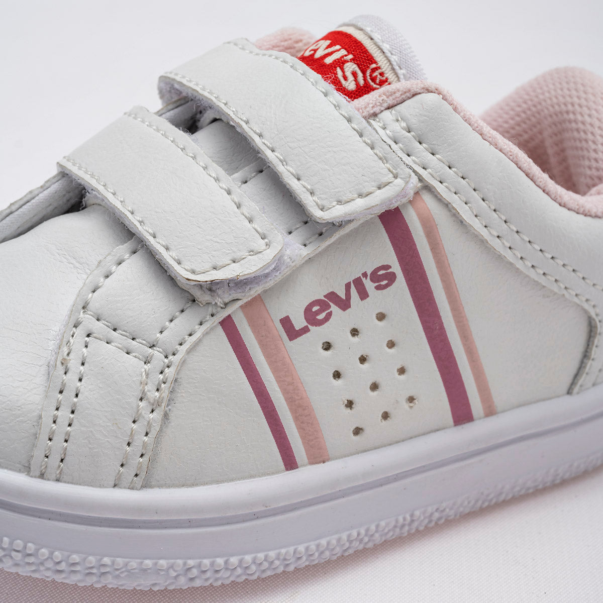 Tenis escolar para bebé niña marca Levi's Blanco cod. 120838