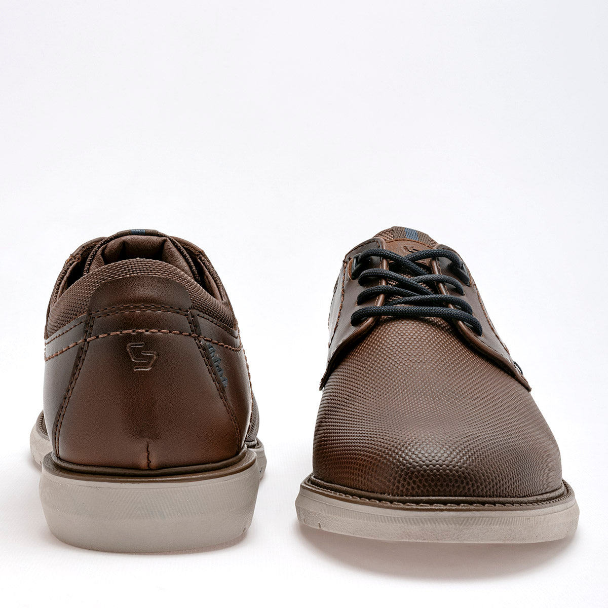 Pakar.com | Tienda online | Calzado Escolar | Zapato casual Negro Total para hombre | Regreso a clases | Vacaciones de Verano